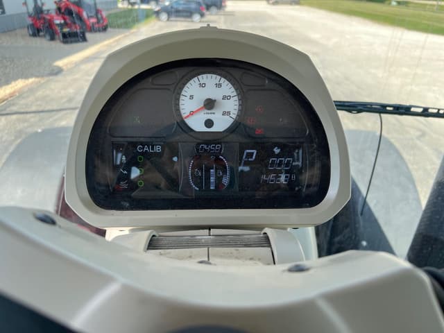 Image of Massey Ferguson 8732S equipment image 4