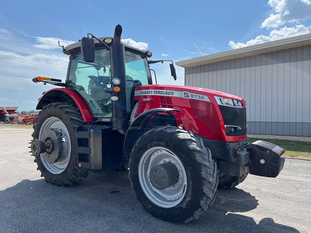 Image of Massey Ferguson 8732S Primary image