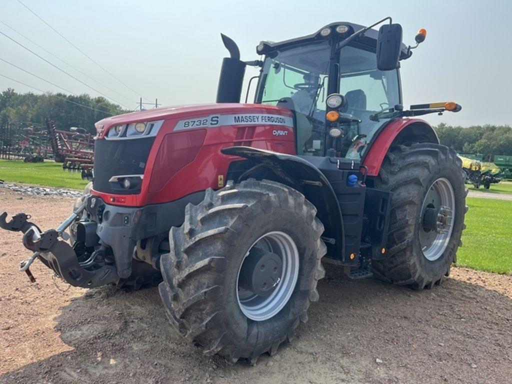 Image of Massey Ferguson 8732S Image 0