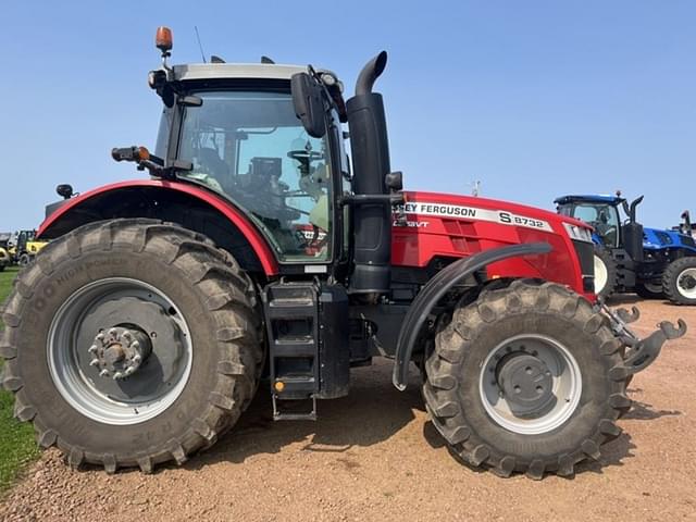 Image of Massey Ferguson 8732S equipment image 3