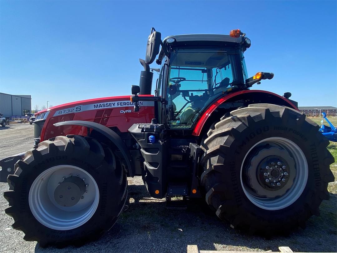 Image of Massey Ferguson 8732S Primary image