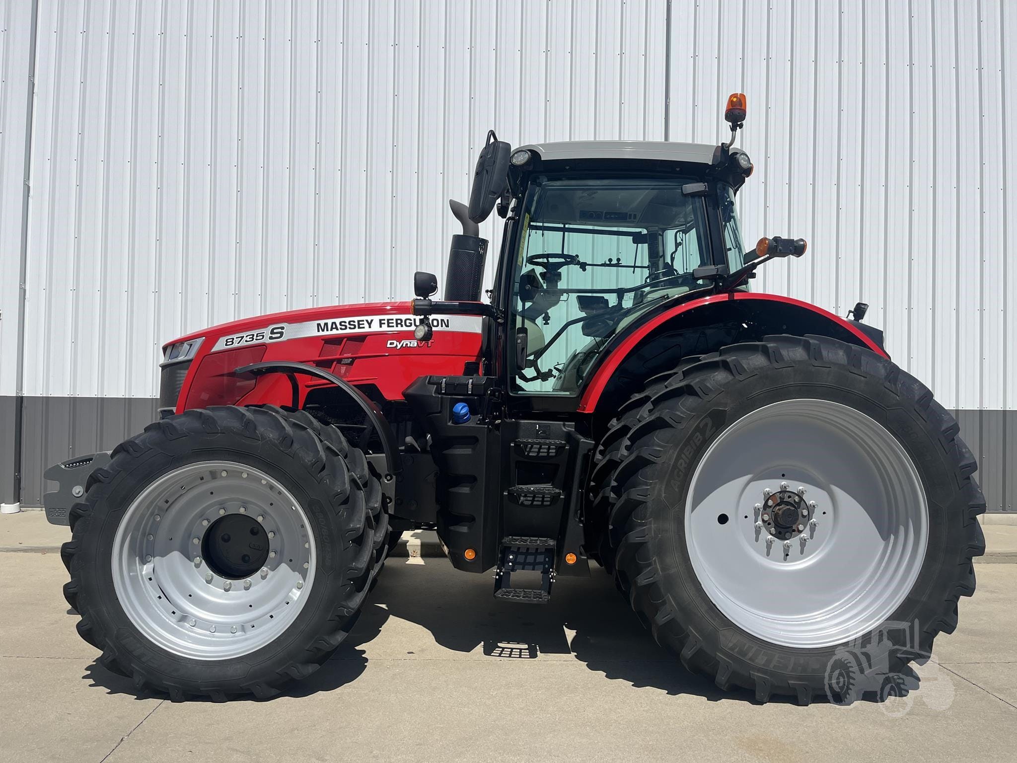 2022 Massey Ferguson 8735S Equipment Image0