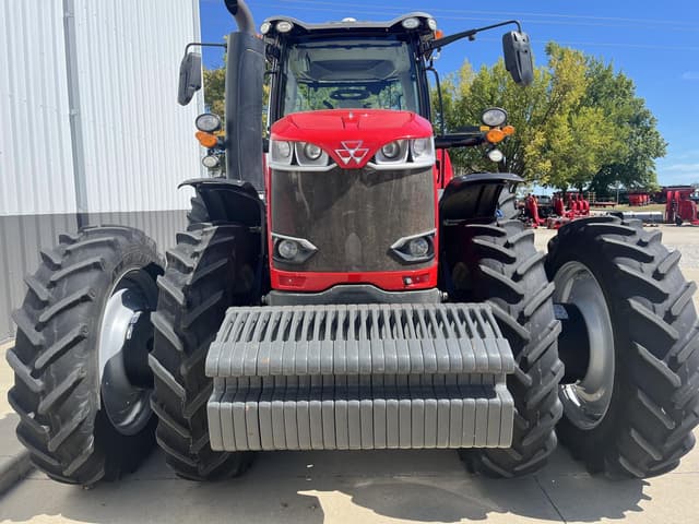 Image of Massey Ferguson 8735S equipment image 3
