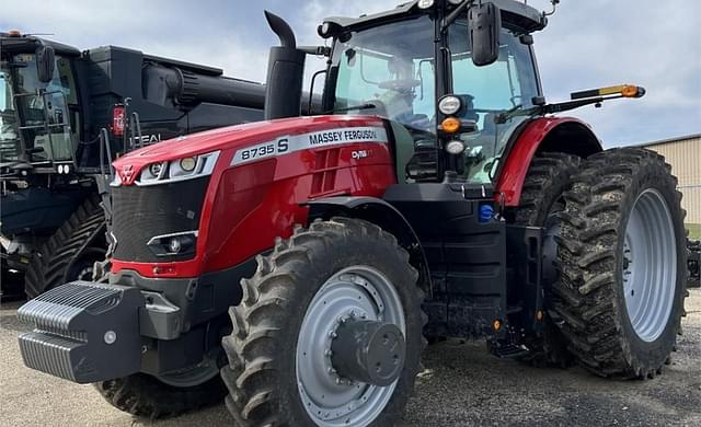 Image of Massey Ferguson 8735S equipment image 1