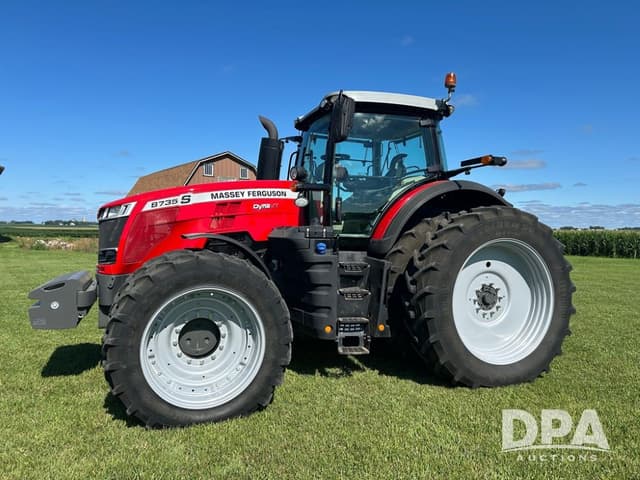 Image of Massey Ferguson 8735S equipment image 2