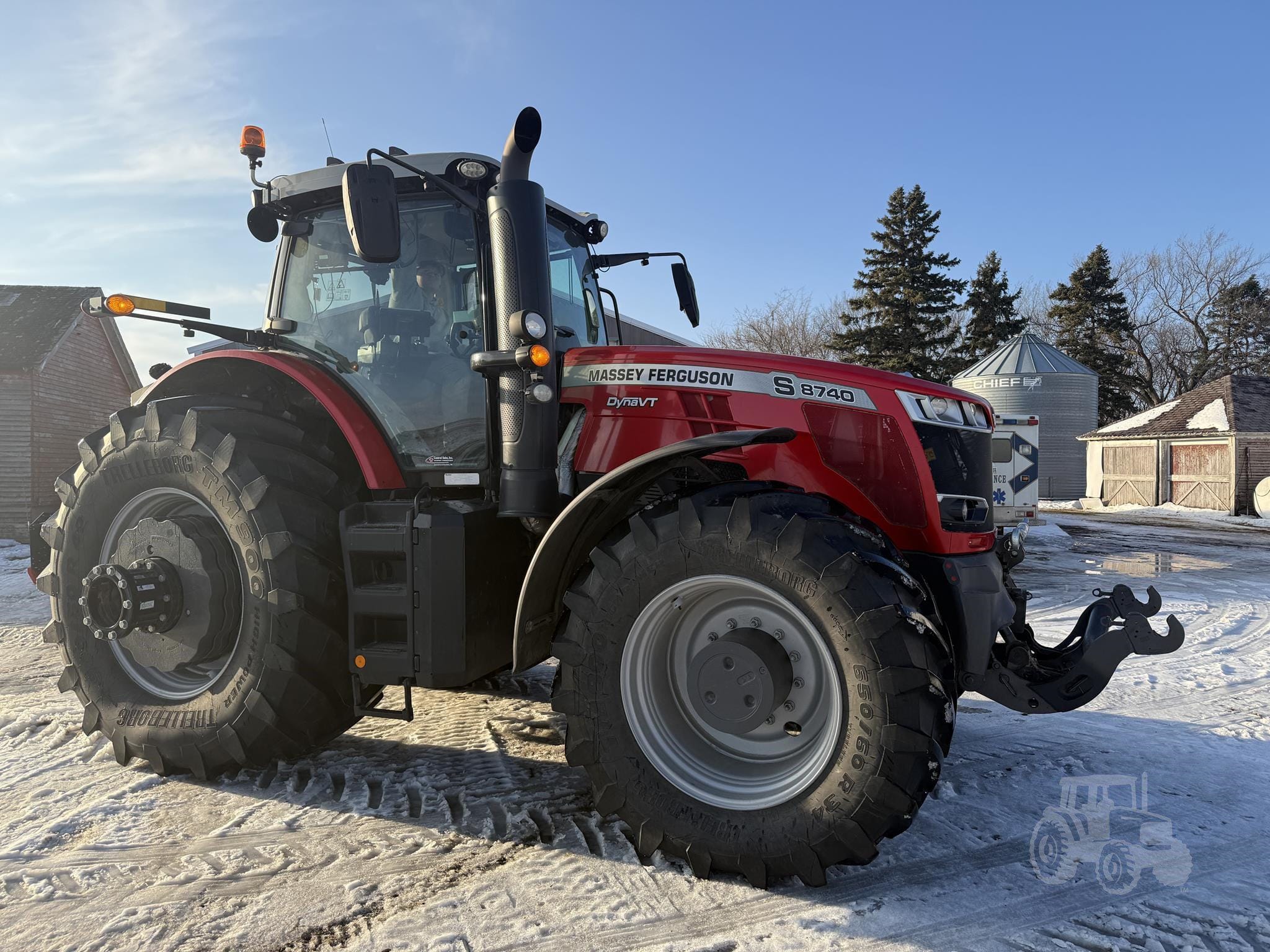 2022 Massey Ferguson 8740S Equipment Image0