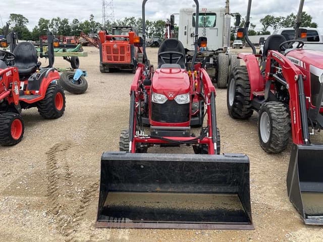 Image of Massey Ferguson GC1723E equipment image 1