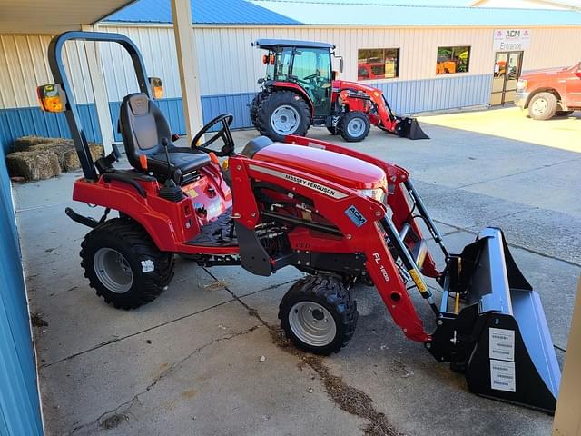 Image of Massey Ferguson GC1723E equipment image 3