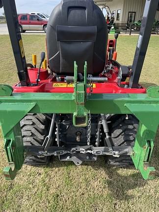 Image of Massey Ferguson GC1723 equipment image 4