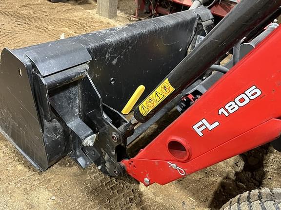 Image of Massey Ferguson GC1723E equipment image 4