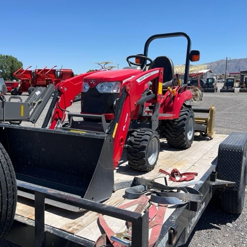 Image of Massey Ferguson GC1723E Primary Image