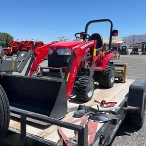 2022 Massey Ferguson GC1723E Image