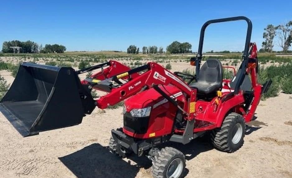 2022 Massey Ferguson GC1723EB Equipment Image0