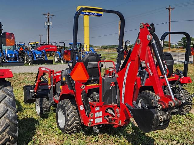 Image of Massey Ferguson GC1725M equipment image 2