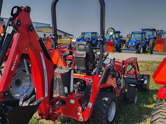 Image of Massey Ferguson GC1725M equipment image 3