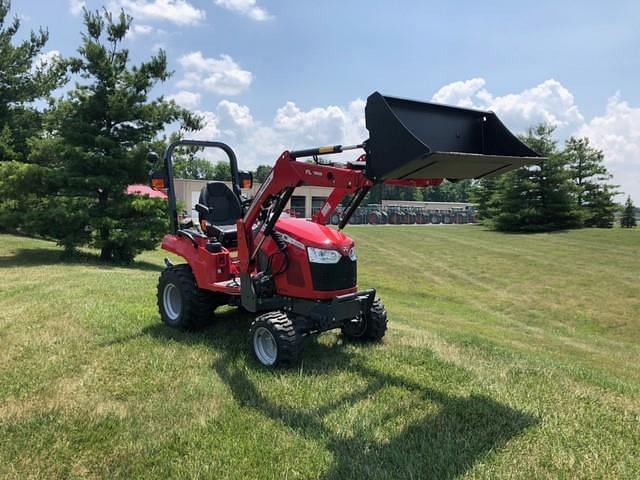 Image of Massey Ferguson GC1725M equipment image 3