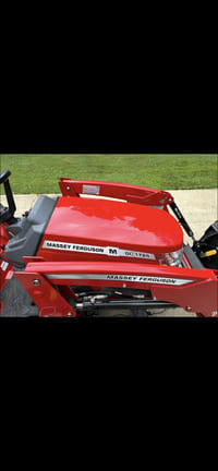 2022 Massey Ferguson GC1725M Equipment Image0