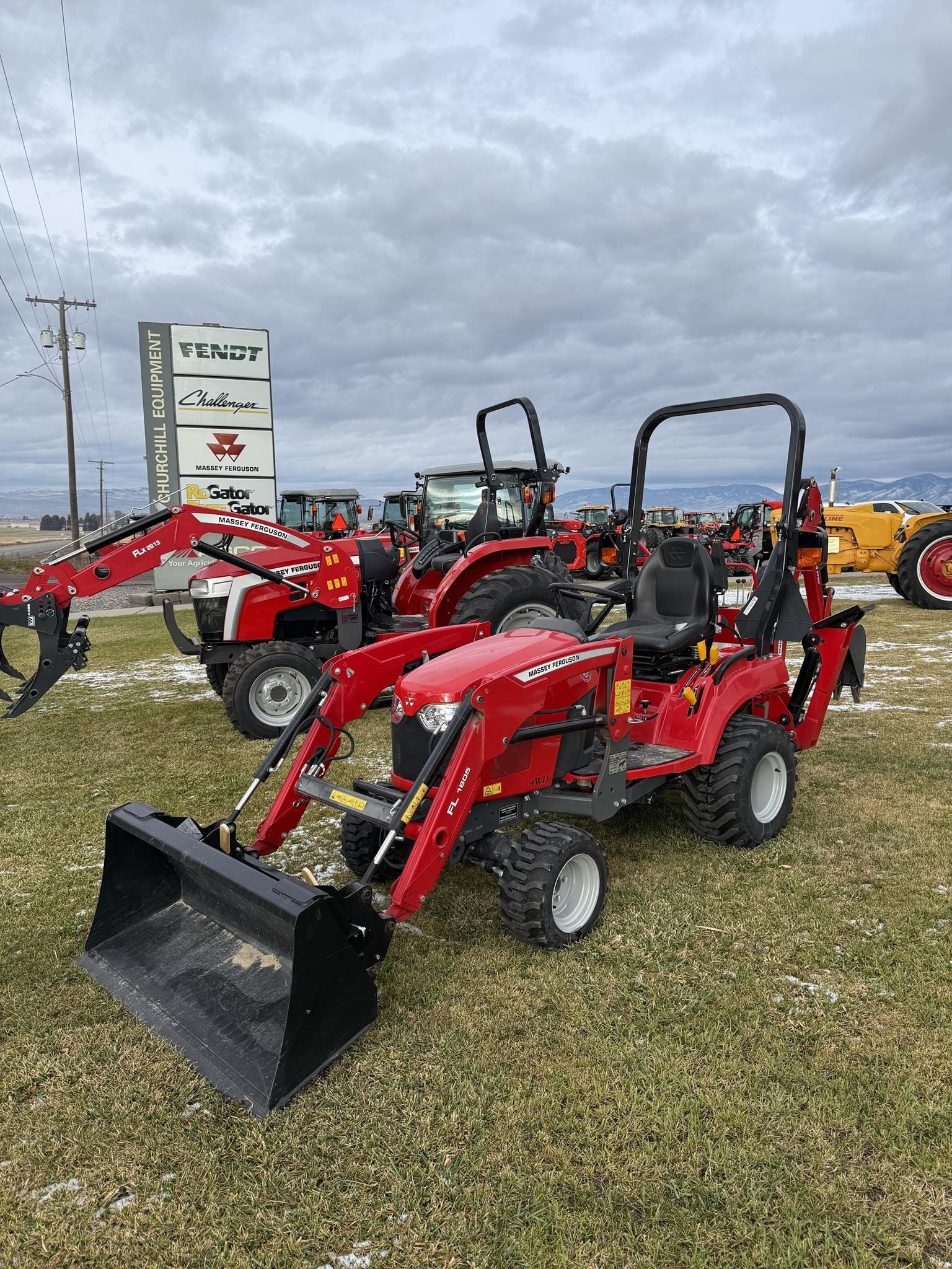 Main image Massey Ferguson GC1725MB