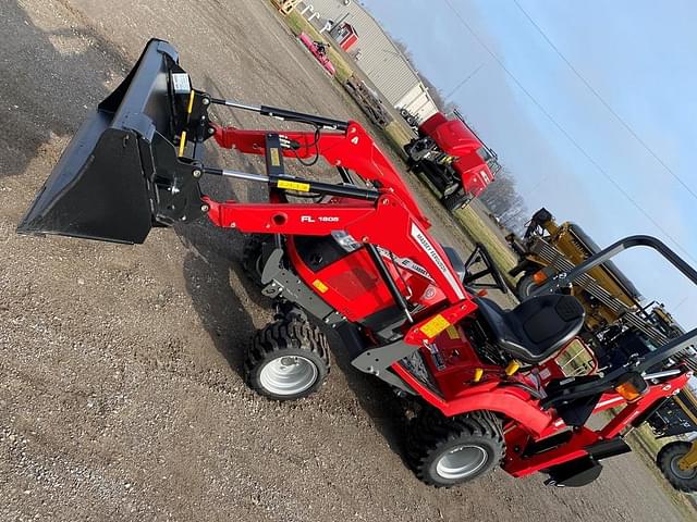 Image of Massey Ferguson GC1725MB equipment image 4