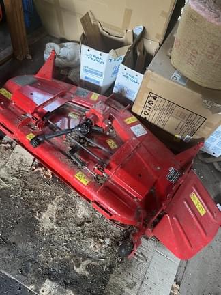 Image of Massey Ferguson GC2310 equipment image 3