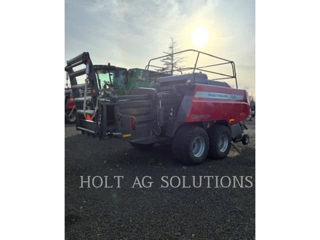 Image of Massey Ferguson LB2234XD equipment image 3