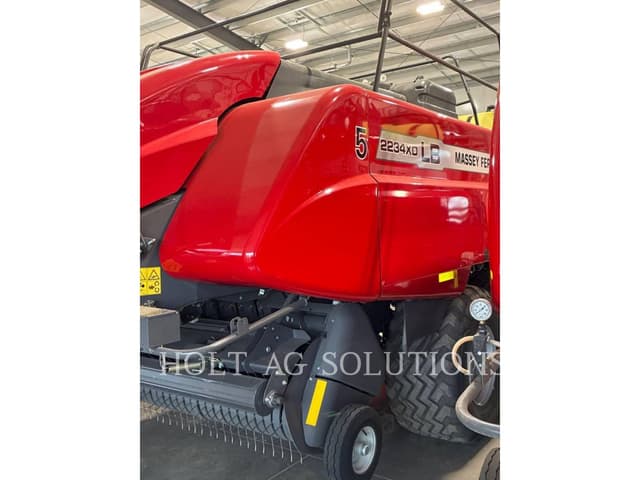 Image of Massey Ferguson LB2234XD equipment image 1