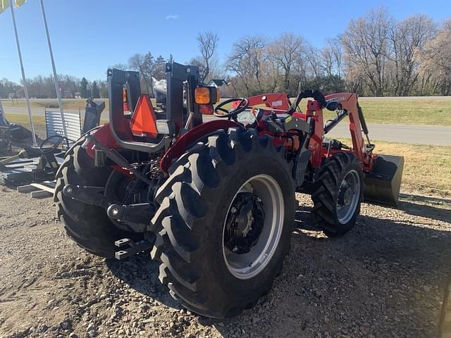 Image of Massey Ferguson MF2600 equipment image 2