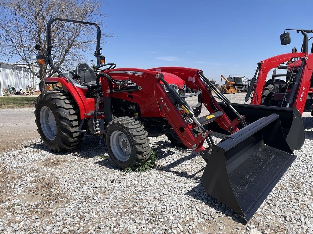 Image of Massey Ferguson 2850M Primary image