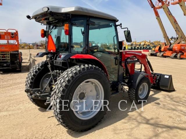 Image of Massey Ferguson 2860M equipment image 2