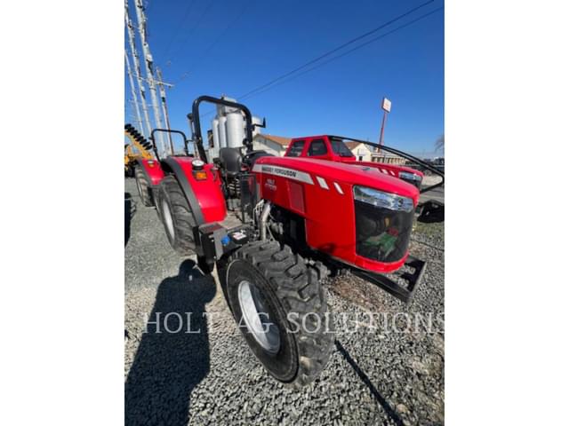 Image of Massey Ferguson 4709 equipment image 2