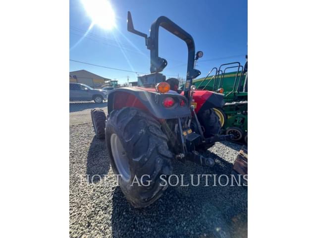 Image of Massey Ferguson 4709 equipment image 1