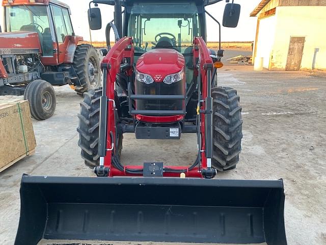 Image of Massey Ferguson 4710 equipment image 4