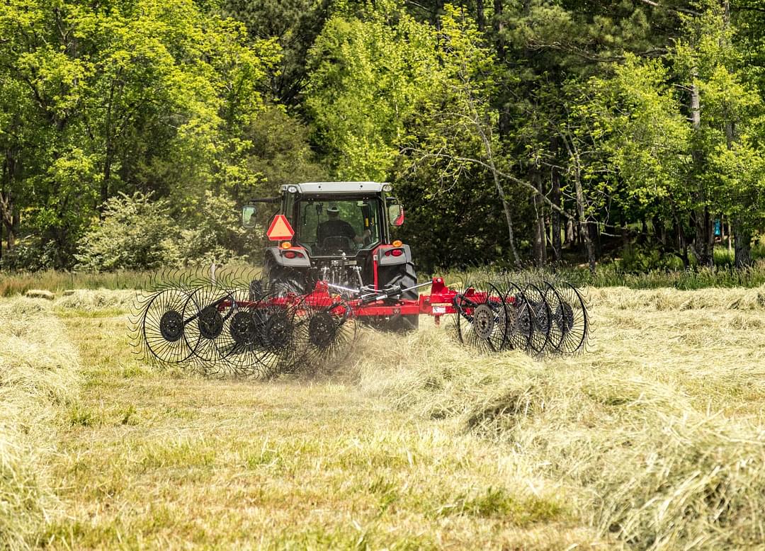 Image of Massey Ferguson 4710 Primary image