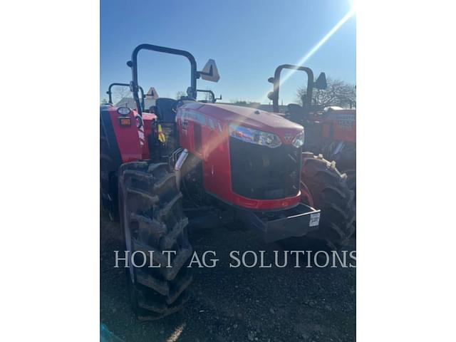 Image of Massey Ferguson 4710 equipment image 2