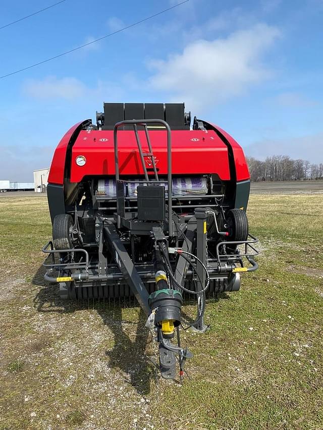 Image of Massey Ferguson RB4160V equipment image 1