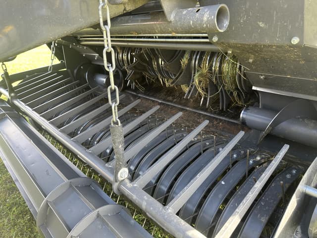 Image of Massey Ferguson RB4160V equipment image 1