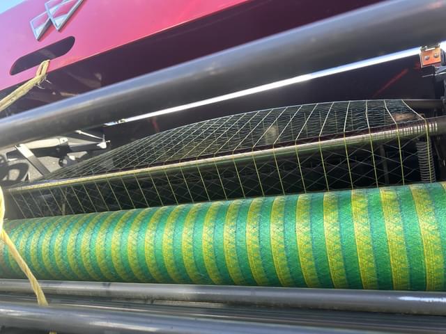 Image of Massey Ferguson RB4160V equipment image 2