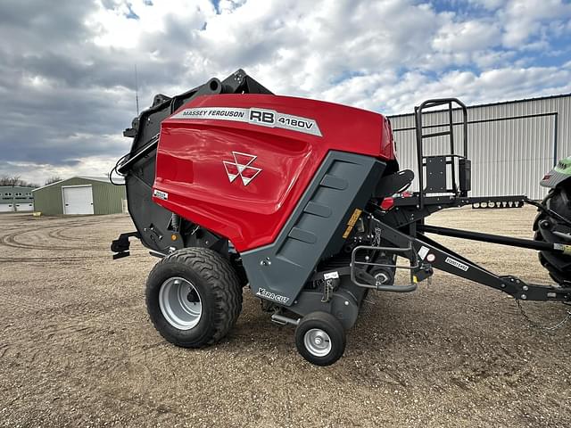Image of Massey Ferguson RB4180V equipment image 1