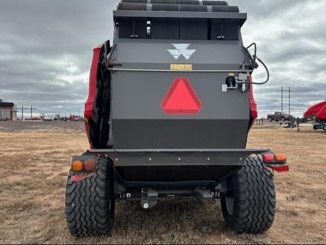 Image of Massey Ferguson RB4180V equipment image 3