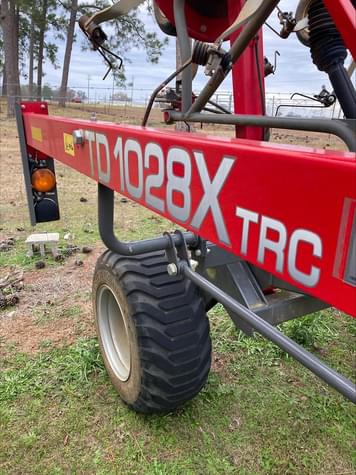 Main image Massey Ferguson TD1028XTRC