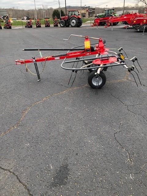 2022 Massey Ferguson TD252 Equipment Image0