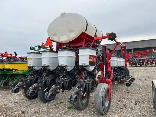 Image of Massey Ferguson VF1230 equipment image 3