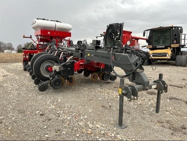 2022 Massey Ferguson VF1630 Equipment Image0