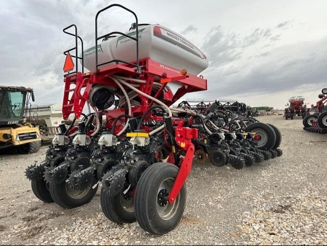 Image of Massey Ferguson VF1630 equipment image 4