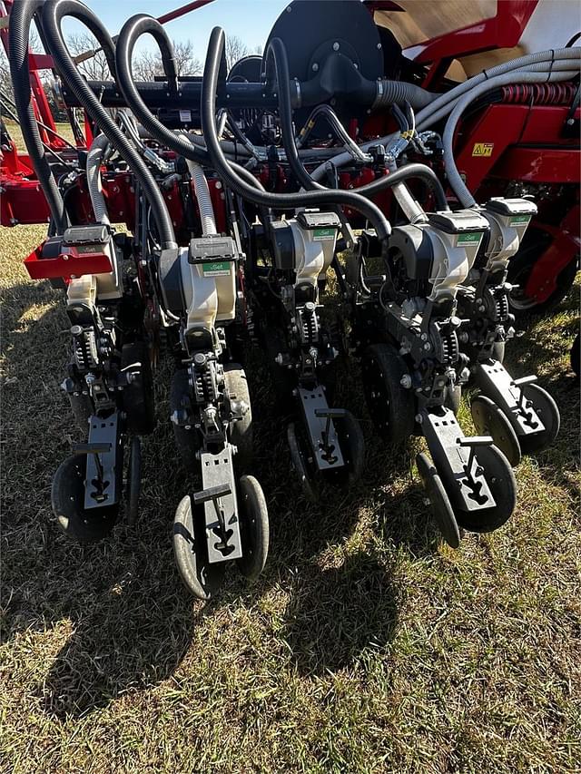 Image of Massey Ferguson VF2315 equipment image 4