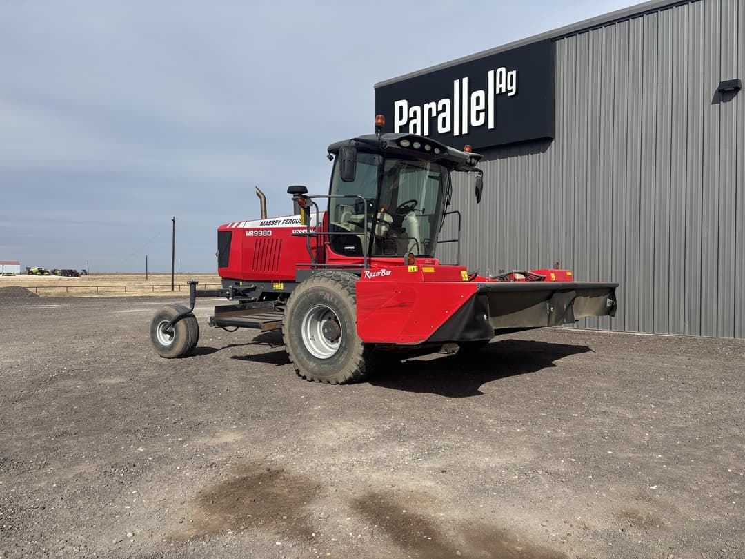 Image of Massey Ferguson WR9980 Primary image