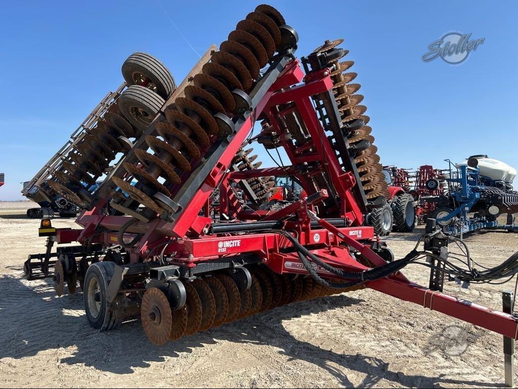 2022 McFarlane 5132 Incite Equipment Image0