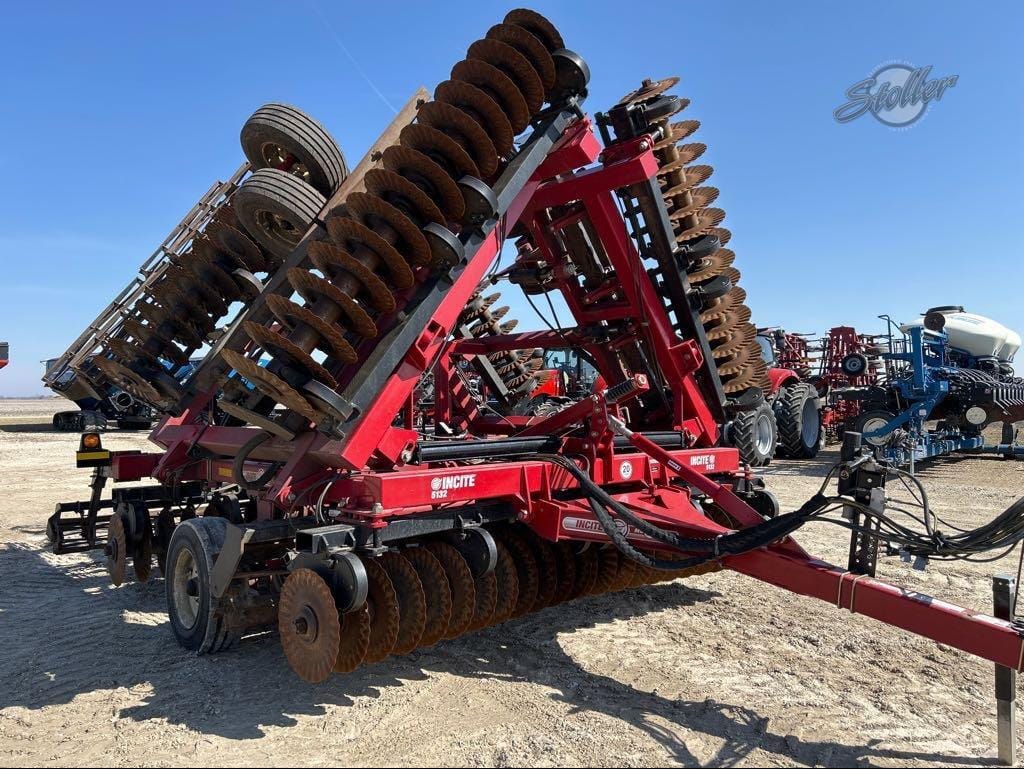 2022 McFarlane 5132 Incite Equipment Image0