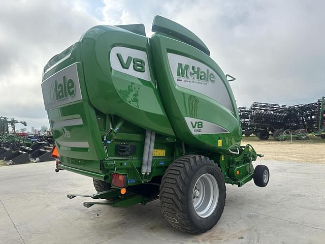 Image of McHale V8 950 equipment image 1