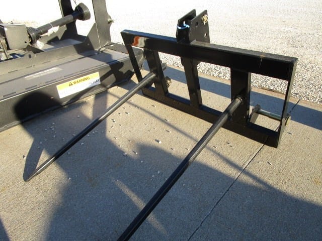 2022 MDS 5703 Equipment Image0